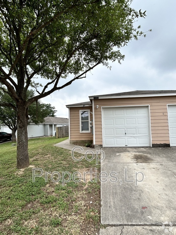 Building Photo - 15416 Kamary Ln Rental