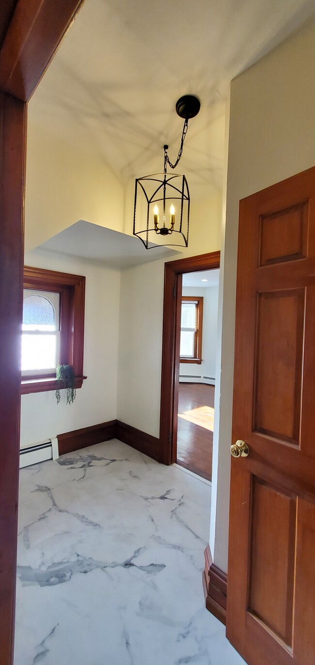 Photo - 156 S Main St Unit Victorian Charm#1