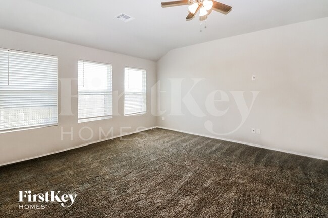 Photo - 232 Klare Ct