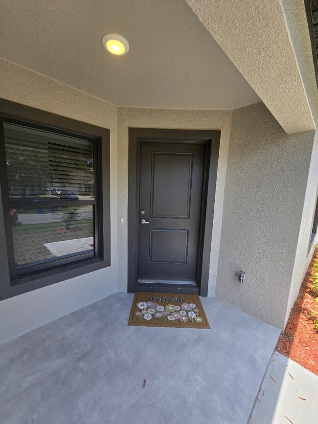 Photo - 1659 Javier St Unit B