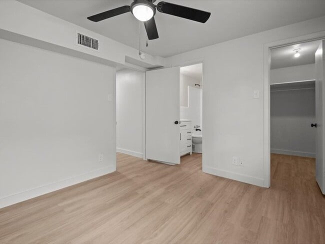 Photo - 525 W Houston St Unit 1