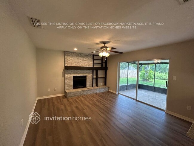 Photo - 548 Oak Creek Dr
