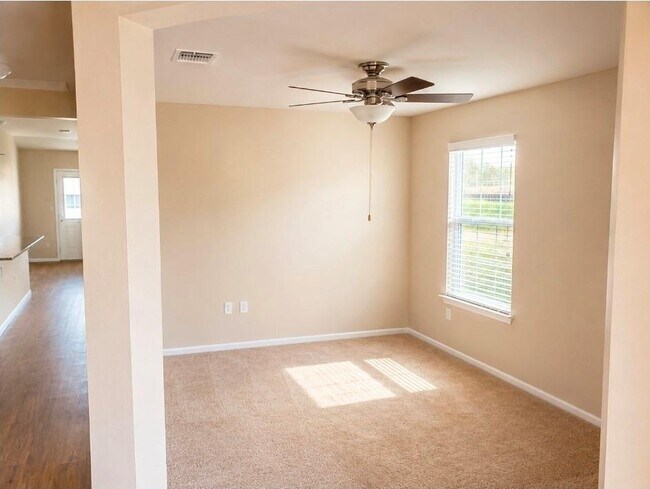 Photo - 11640 Cambrian Rd