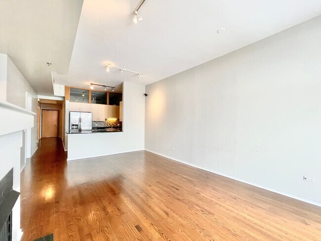 Photo - Stunning 2bed/2bath condo in West Loop!