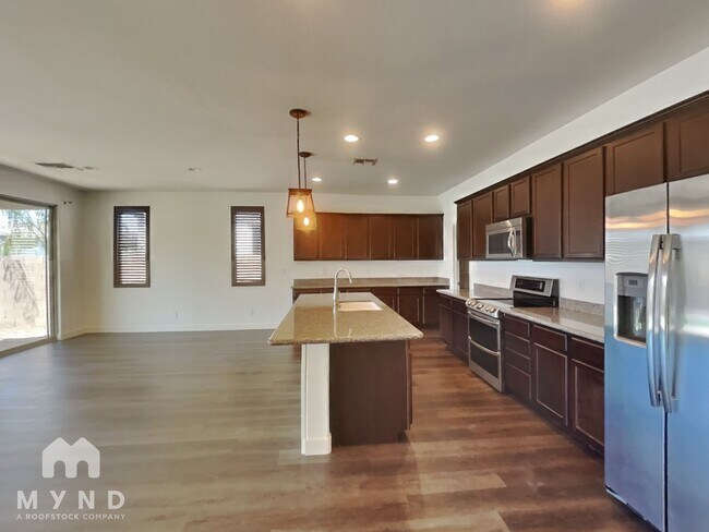 22483 E Creosote Dr