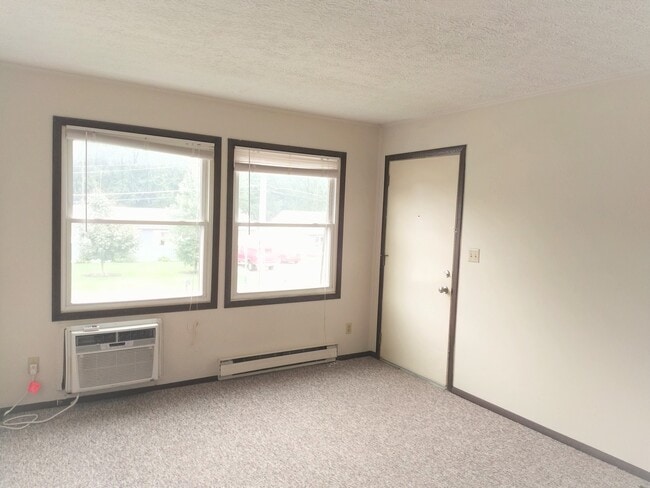 Photo - 411 Parker St Unit B