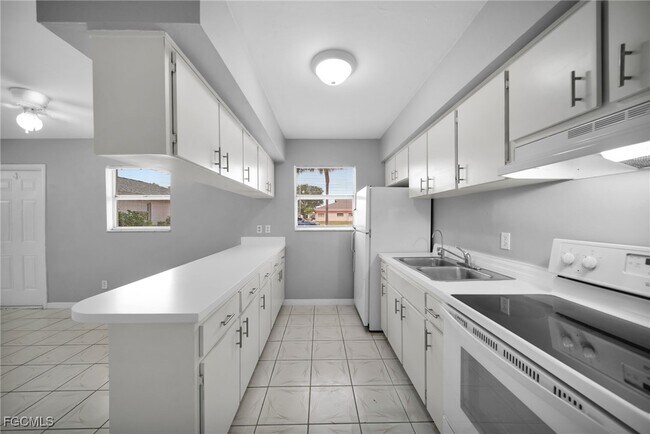 Photo - 15 SE 24th Ave Unit C