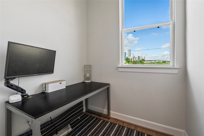 Photo - 316 Jensen Dr