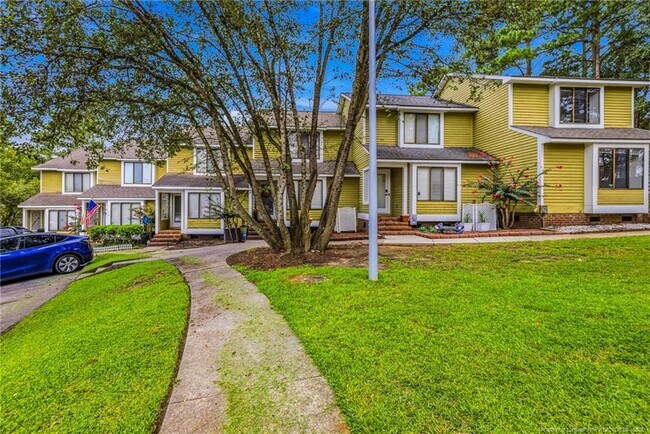 525 Cypress Trace Dr