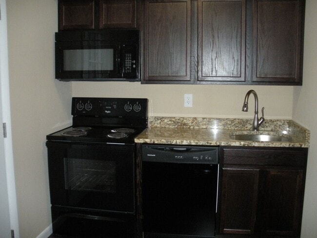 Photo - Two bedroom/1.5 bath Townhouse Kingsport, TN