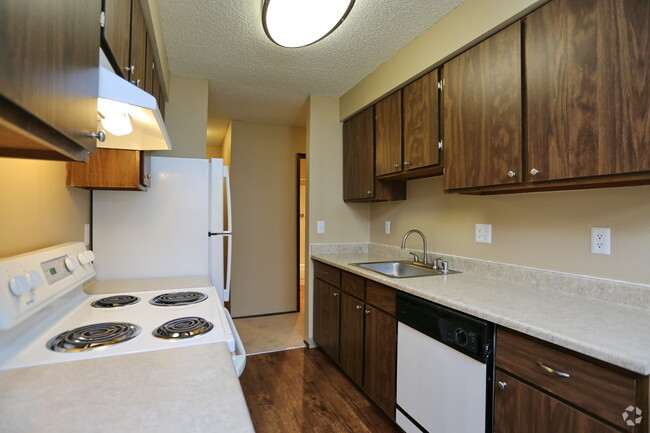 Interior Photo - Madison at River's Edge Rental