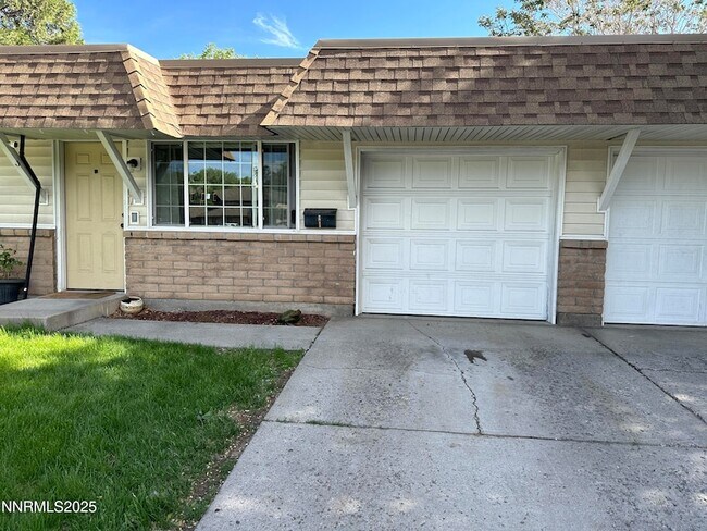 Photo - 1501 Gault Way