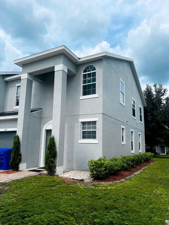 Photo - Beautifully Updated 3-Bedroom Townhouse in...