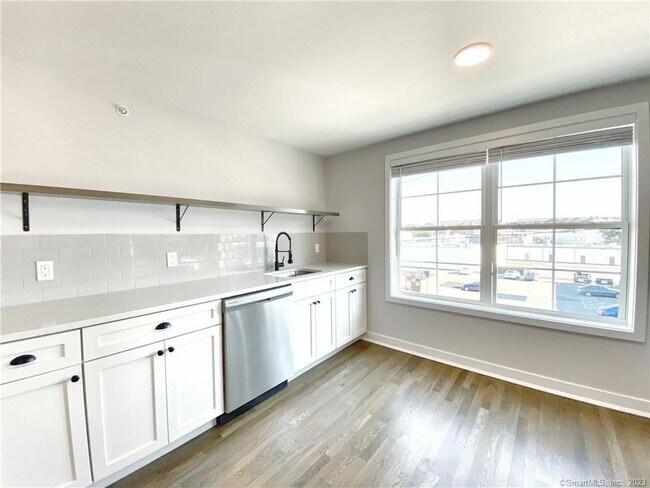 Photo - 4 Berkeley St Unit 9