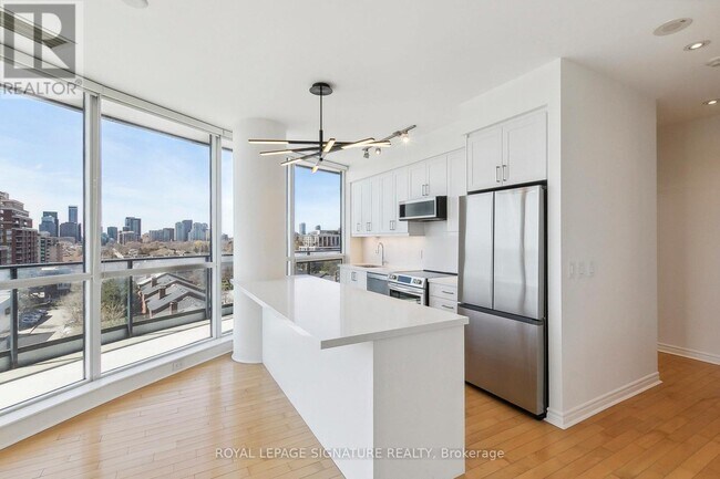 Photo - 2885 Bayview Ave Unité 709