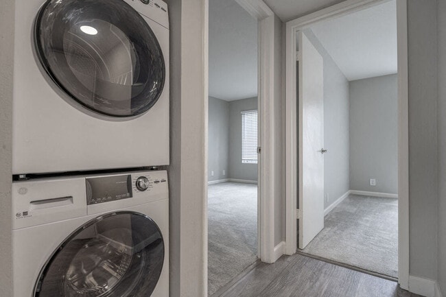 Photo - Danville Park Apartments