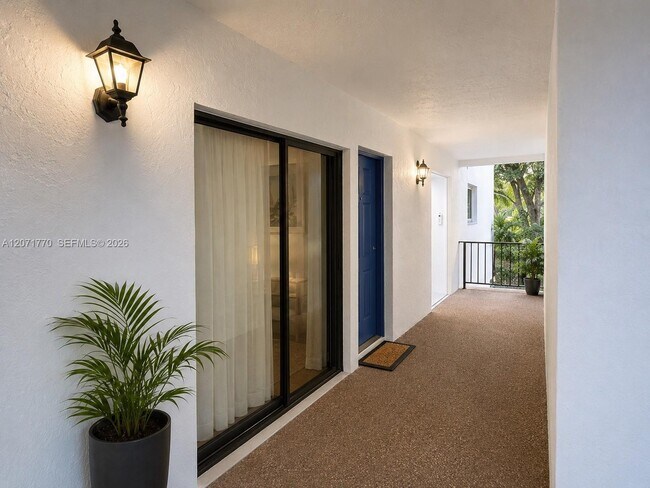 Photo - 6010 S Falls Cir Dr Unidad 000