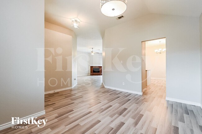 Photo - 1731 Reynolds St