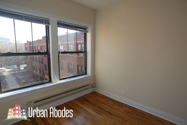 Photo - 628 W Cornelia Ave Unidad 3E