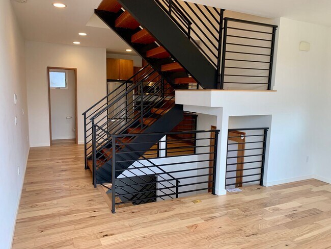 Photo - Mount Baker/Columbia City Townhome