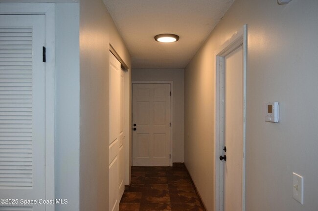 Photo - 326 Decordre Rd SE