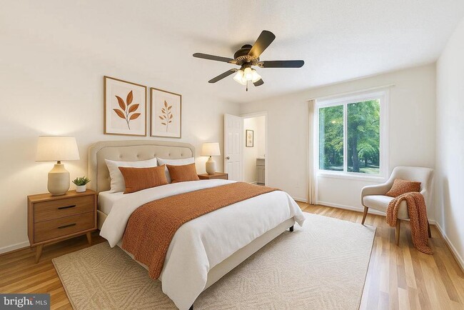 Building Photo - 2232 Southgate Square