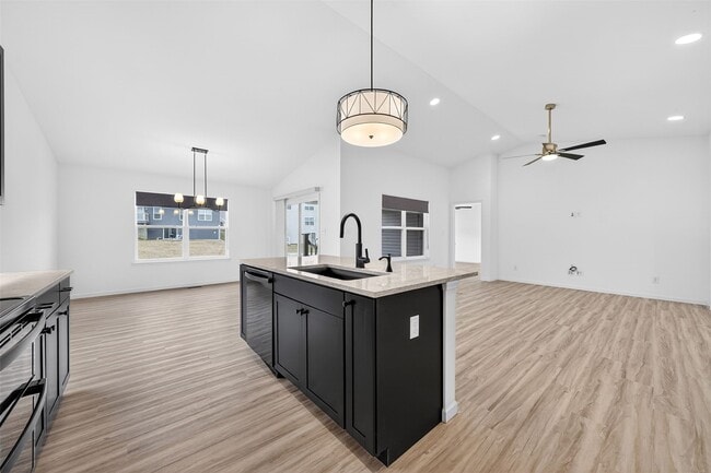 Photo - 203 Homestretch Ln