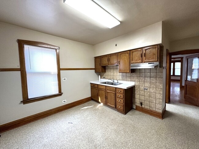 Photo - 5349 S Fairfield Ave Unit 2