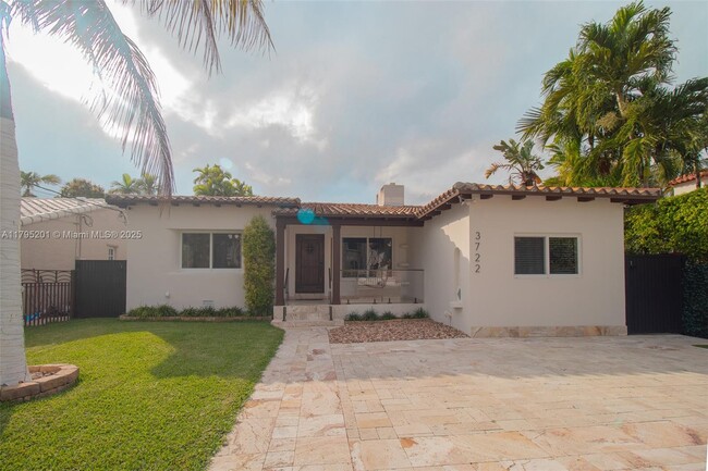 Photo - 3722 Royal Palm Ave Casa