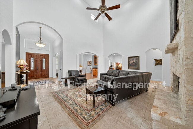 Photo - 24915 Estancia Cir