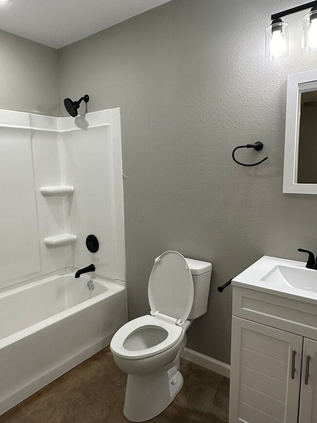 Photo - 120-122 S Pearl Duplex Unidad 120 S Pearl