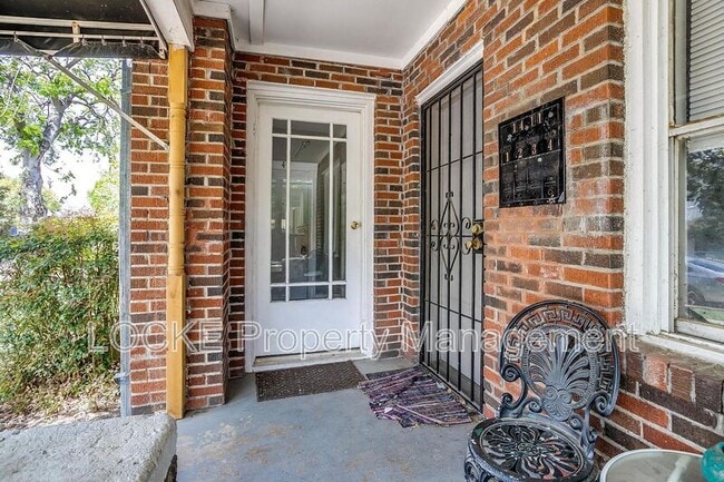 Photo - 1411 6th Ave
