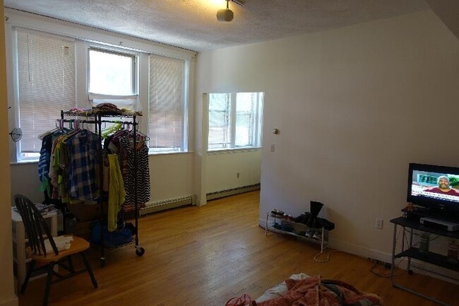 Photo - 1625 Commonwealth Ave Unit 1A