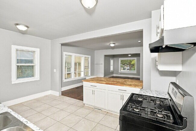 Photo - 1236 N Boston Ave