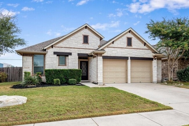 Building Photo - 3 Bedroom, 3 Bathroom with a Study in Northwest Austin!!!