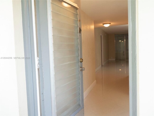 Photo - 2998 NW 48th Terrace Unidad 135
