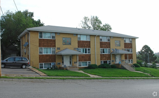 Building Photo - 1056 S 29th St
