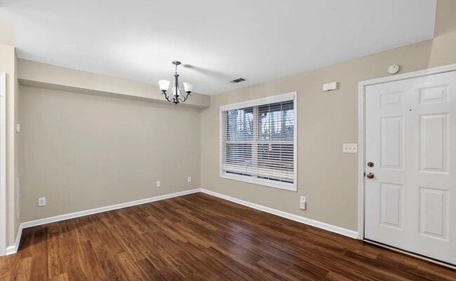 Photo - 2732 Silver Hill Terrace SE