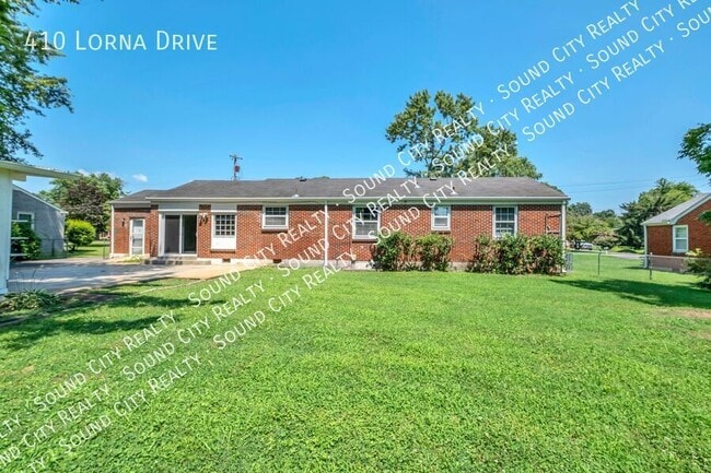 Photo - 410 Lorna Dr House