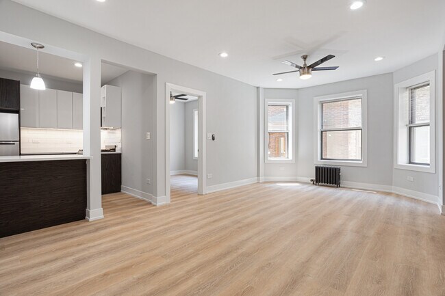 Photo - 7512 N Eastlake Terrace Unit 2E