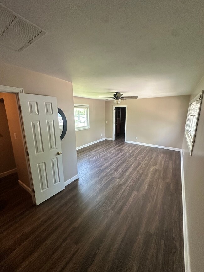 Photo - 7507 Kimberly Dr
