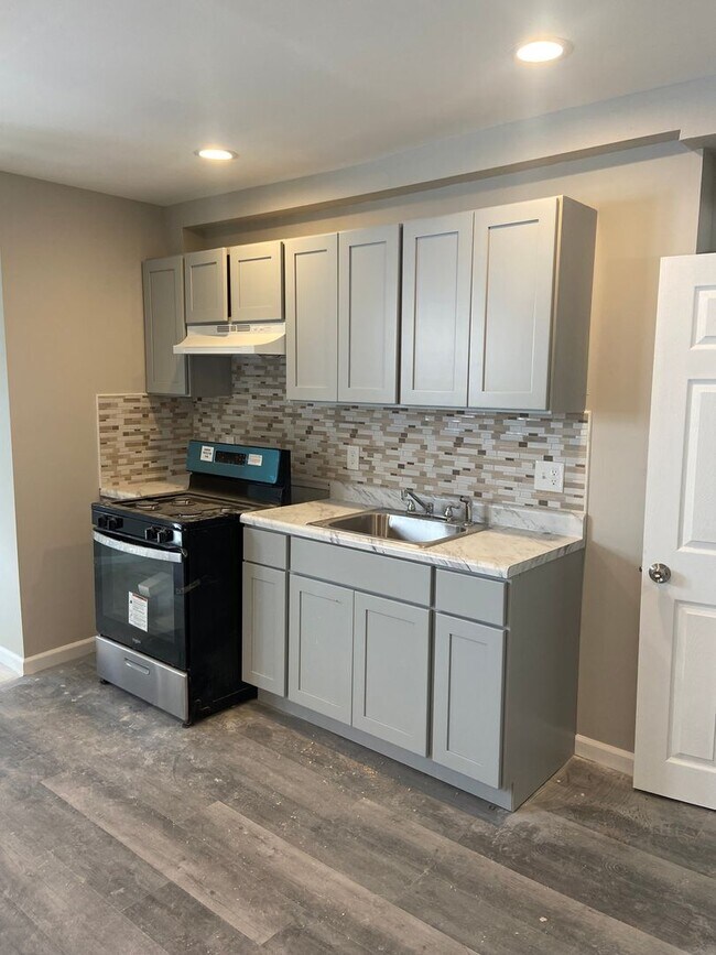 Photo - 1162 E Price St