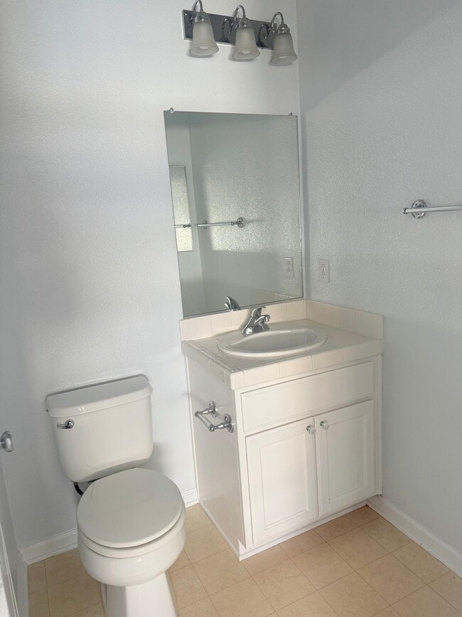 Photo - 1505 Nevin Plz