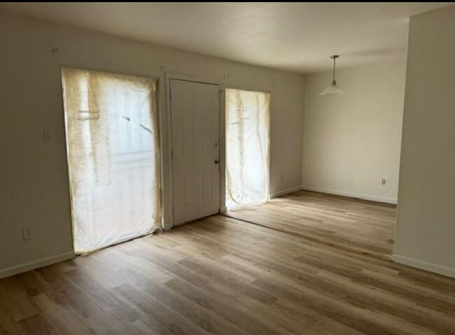 Building Photo - 1582 Crucero Dr Unit 4 Rental