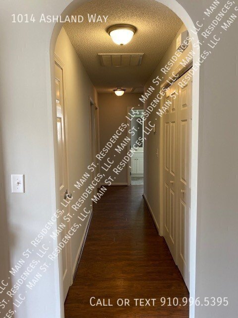 Photo - 1014 Ashland Way