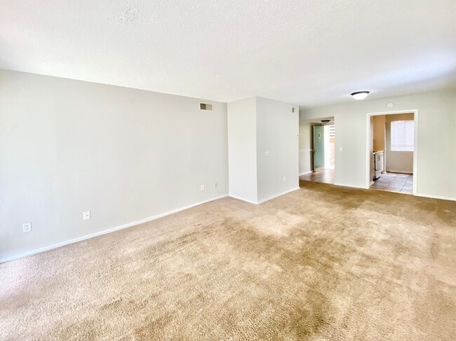 Photo - 1208 Bush River Rd Townhome