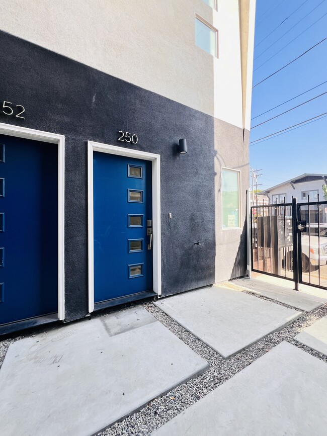 Photo - 250 S Burlington Ave