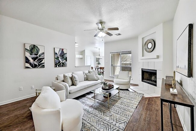 Photo - 117 Rosemary Cove