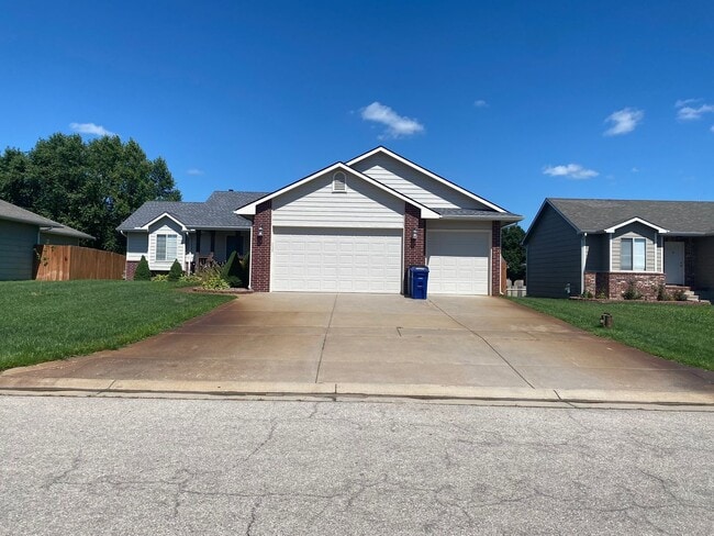 Photo - 5324 S Ellis St