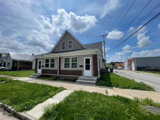 Building Photo - 19 S 18th St Rental